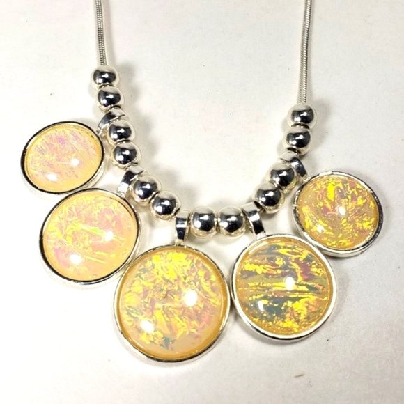 Silver tone Beaded Resin Drop Disc Necklace & Matching Earrings - Women' Jewelry - Picture 4 of 10